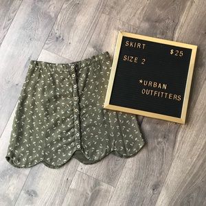 Button-up Scalloped Mini Skirt
